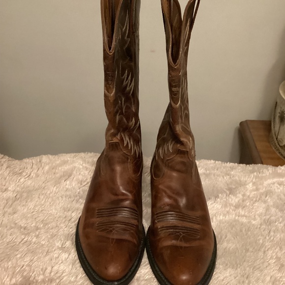 Ariat Boot with embroidered body slip on boots Sz 12 D # cow boy # western - Picture 1 of 16